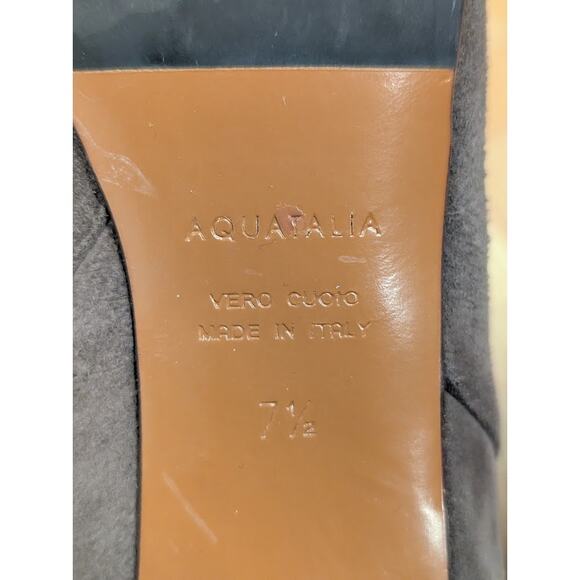 Aquatalia Grey Suede Ankle Booties with buckle accent Made in Italy Women 7.5 - Picture 8 of 9